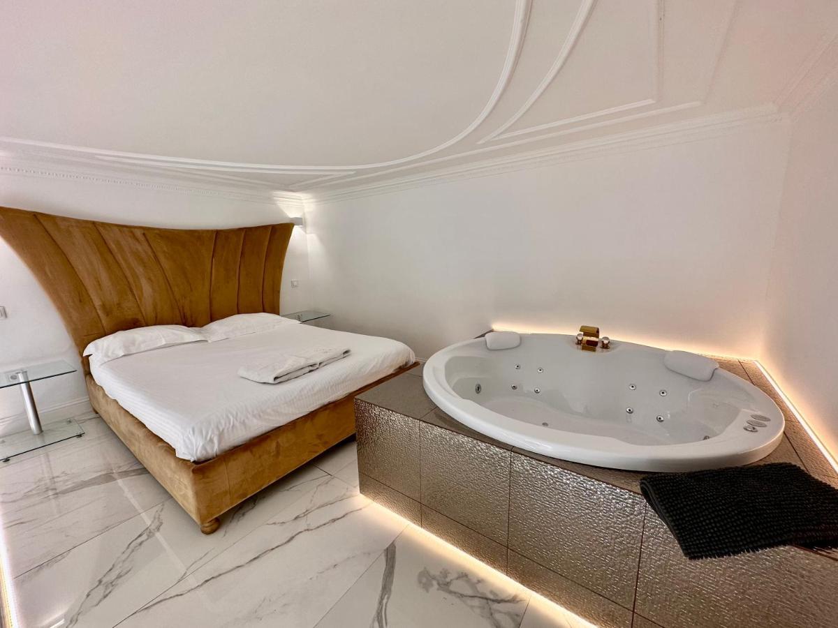 Apartamento Jacuzzi Sinagoga View Budapest Exterior foto